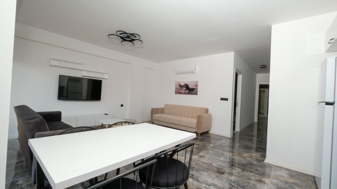 Oksa Kuşadası